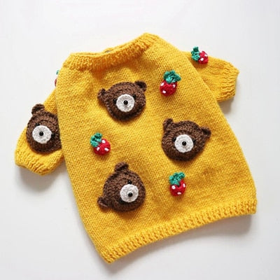 Handgestrickter Teddybär-Wollpullover