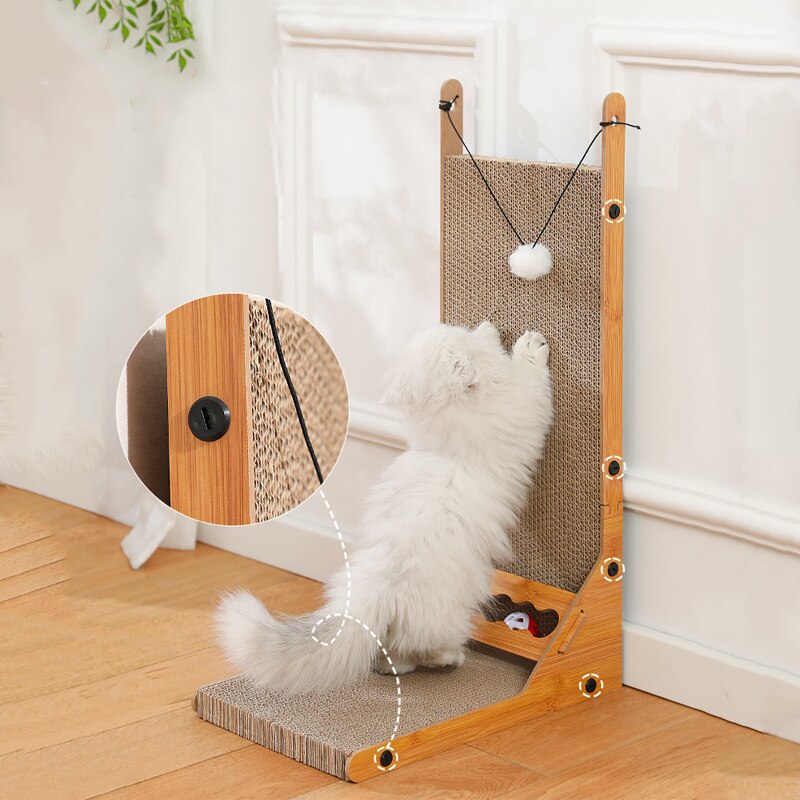 Kratzbaum aus Holz für Katzen - Lustige Katze