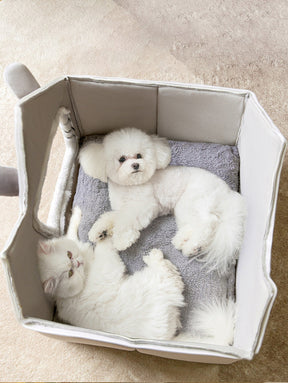 Pet Mansion | Für Hunde und Katzen 